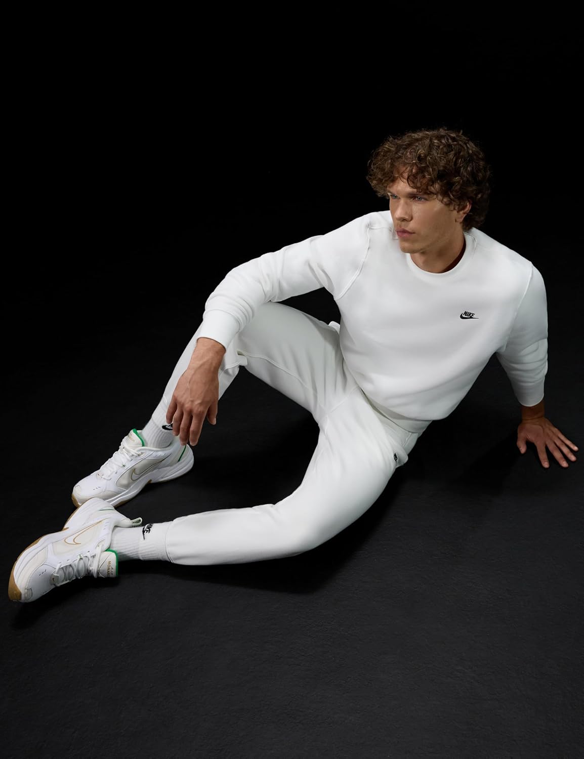 Nike Men's Club Fleece Crew Sweatshirt - Image 7